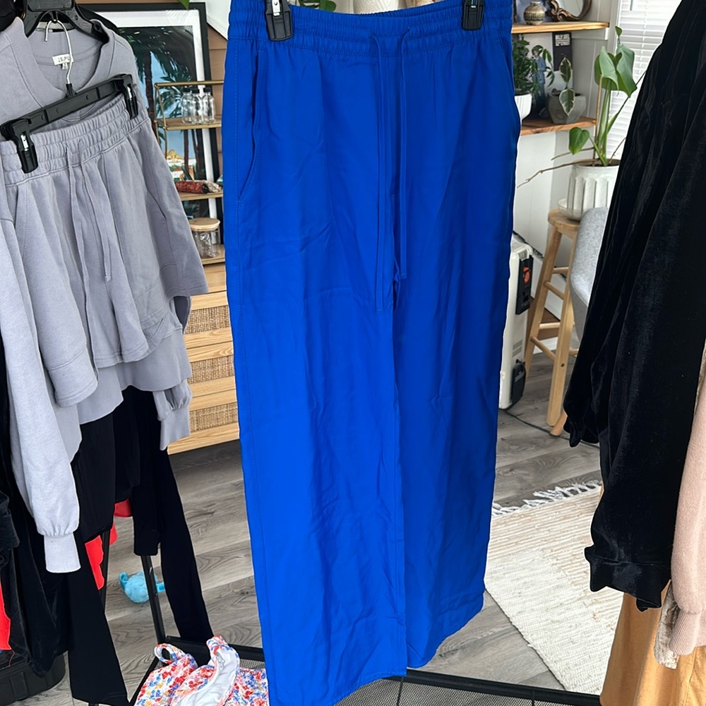 NWT Zara blue straight leg pants